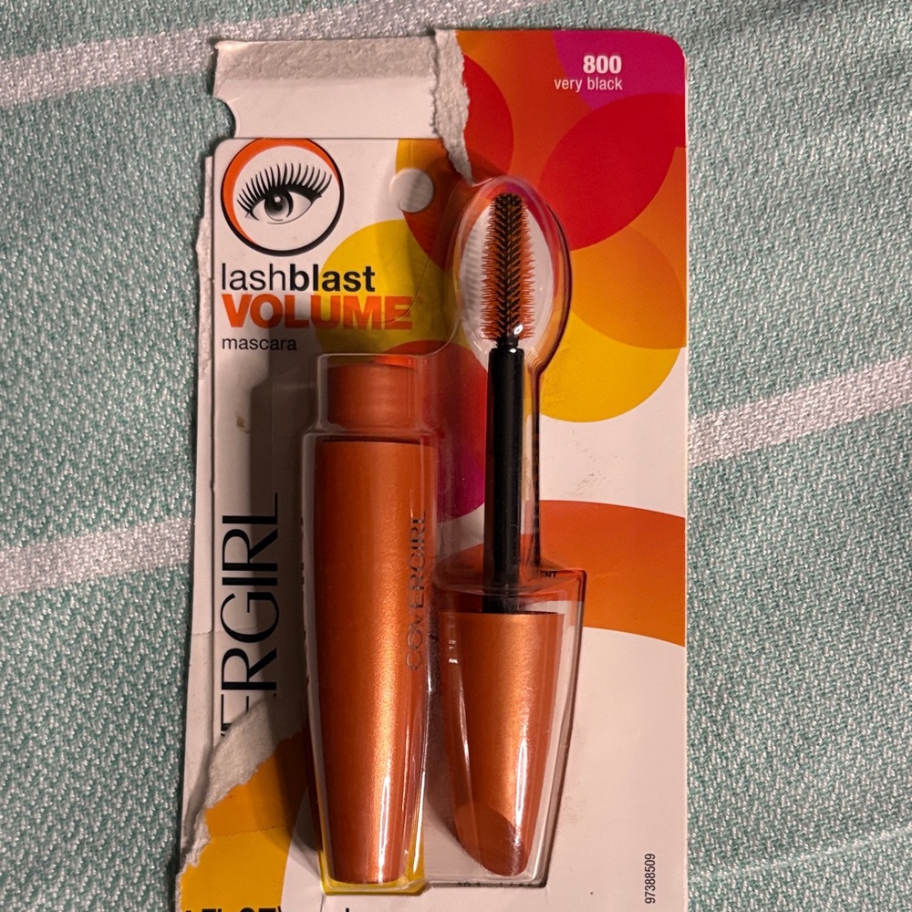 🛑LAST CHANCE🛑 COVERGIRL LashBlast Volume Mascara in Orange Tube